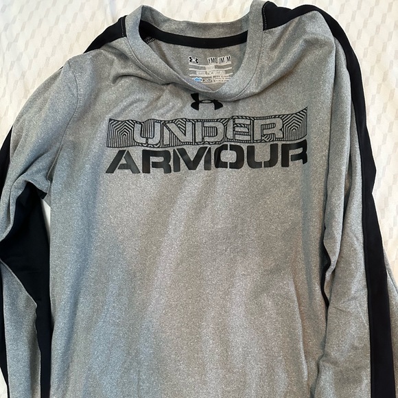BOYS YOUTH M UNDER ARMOR LONG SLEEVE SHIRT - Picture 1 of 1